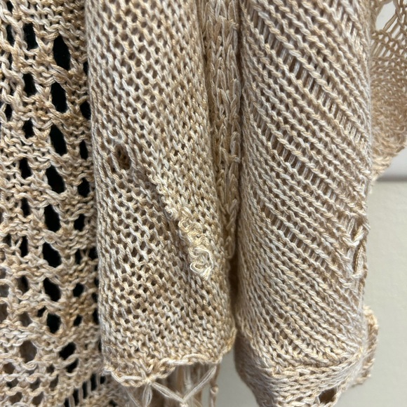 Boho crocheted sweater - Picture 3 of 3